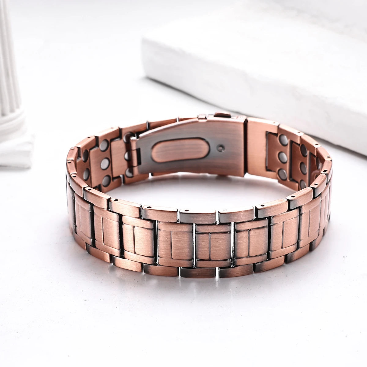 Bracelet standing view with folding clasp